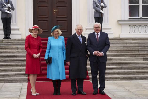 Staatsbesuch von König Charles III. und Königin-Gemahlin Camilla. Bundespräsident Frank-Walter Steinmeier und Elke Büdenbender empfangen König Charles III. und Königin-Gemahlin Camilla des Vereinigten Königreichs im Schloss Bellevue in Berlin © Ulrich Stamm