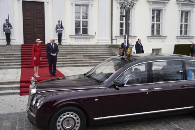 Empfang des britischen Königpaares am Schloss Bellevue