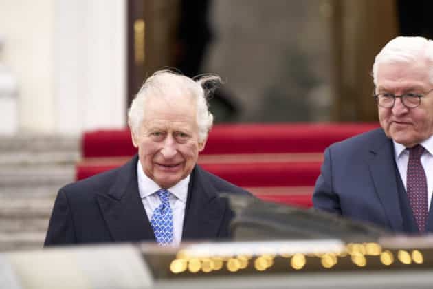 Staatsbesuch von König Charles III. und Königin-Gemahlin Camilla. Bundespräsident Frank-Walter Steinmeier und Elke Büdenbender empfangen König Charles III. und Königin-Gemahlin Camilla des Vereinigten Königreichs im Schloss Bellevue in Berlin © Ulrich Stamm