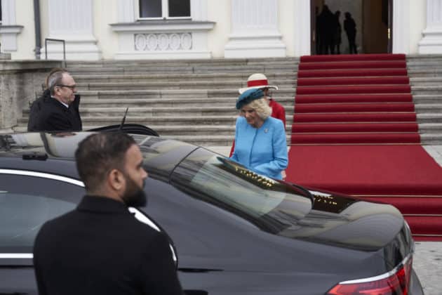 Staatsbesuch von König Charles III. und Königin-Gemahlin Camilla. Bundespräsident Frank-Walter Steinmeier und Elke Büdenbender empfangen König Charles III. und Königin-Gemahlin Camilla des Vereinigten Königreichs im Schloss Bellevue in Berlin © Ulrich Stamm