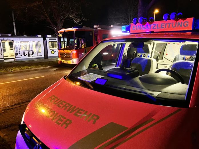 Feuerwehreinsatz nach Stadtbahnunfall