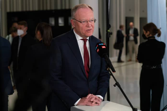 Der Niedersächsische Ministerpräsident Stephan Weil im Interview