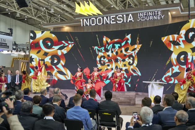 Eröffnungsrundgang auf der HANNOVER MESSE 2023 von Bundeskanzler Olaf Scholz und S. E. Joko Widodo, Präsident der Republik Indonesien am 17.April 2023 © Ulrich Stamm