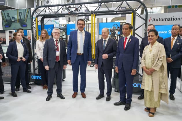 Eröffnungsrundgang auf der HANNOVER MESSE 2023 von Bundeskanzler Olaf Scholz und S. E. Joko Widodo, Präsident der Republik Indonesien am 17.April 2023 © Ulrich Stamm