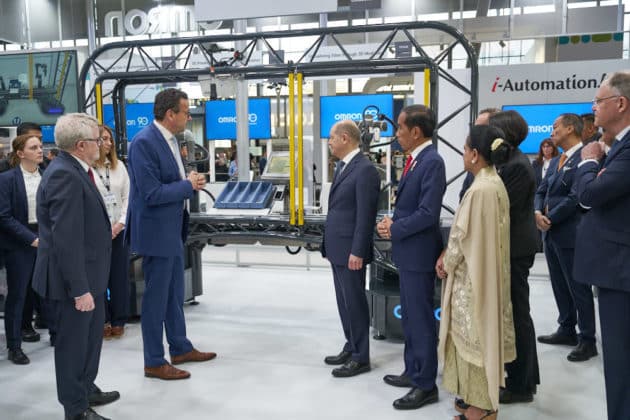 Eröffnungsrundgang auf der HANNOVER MESSE 2023 von Bundeskanzler Olaf Scholz und S. E. Joko Widodo, Präsident der Republik Indonesien am 17.April 2023 © Ulrich Stamm