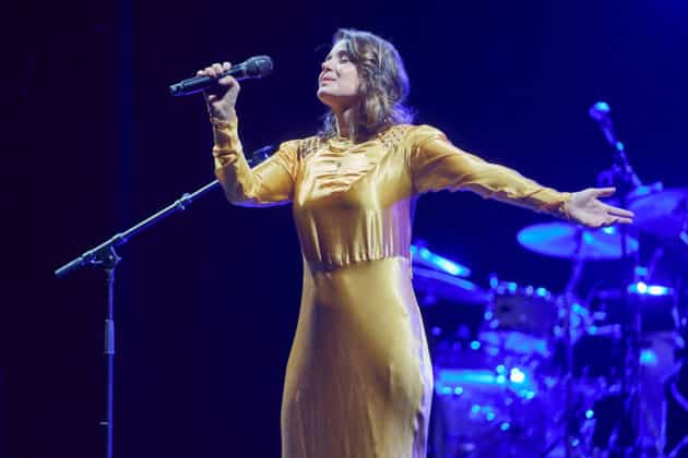Katie Melua bei deutschen Auftakt ihrer "Love & Money" Tour 2023 im ausverkauften Theater am Aegi in Hannover am 15.April 2023 © Ulrich Stamm