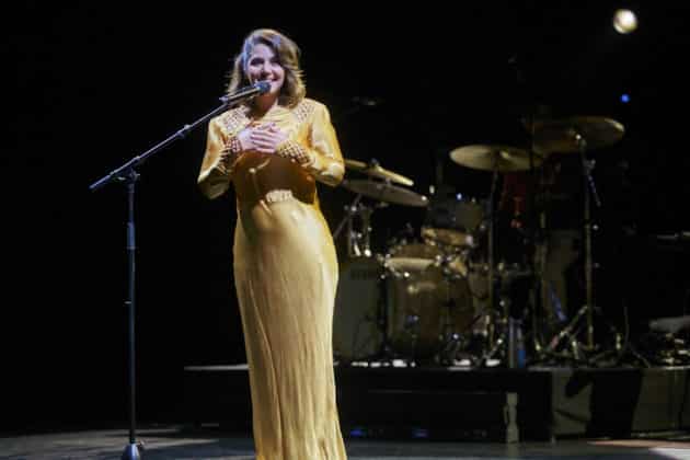 Katie Melua bei deutschen Auftakt ihrer "Love & Money" Tour 2023 im ausverkauften Theater am Aegi in Hannover am 15.April 2023 © Ulrich Stamm