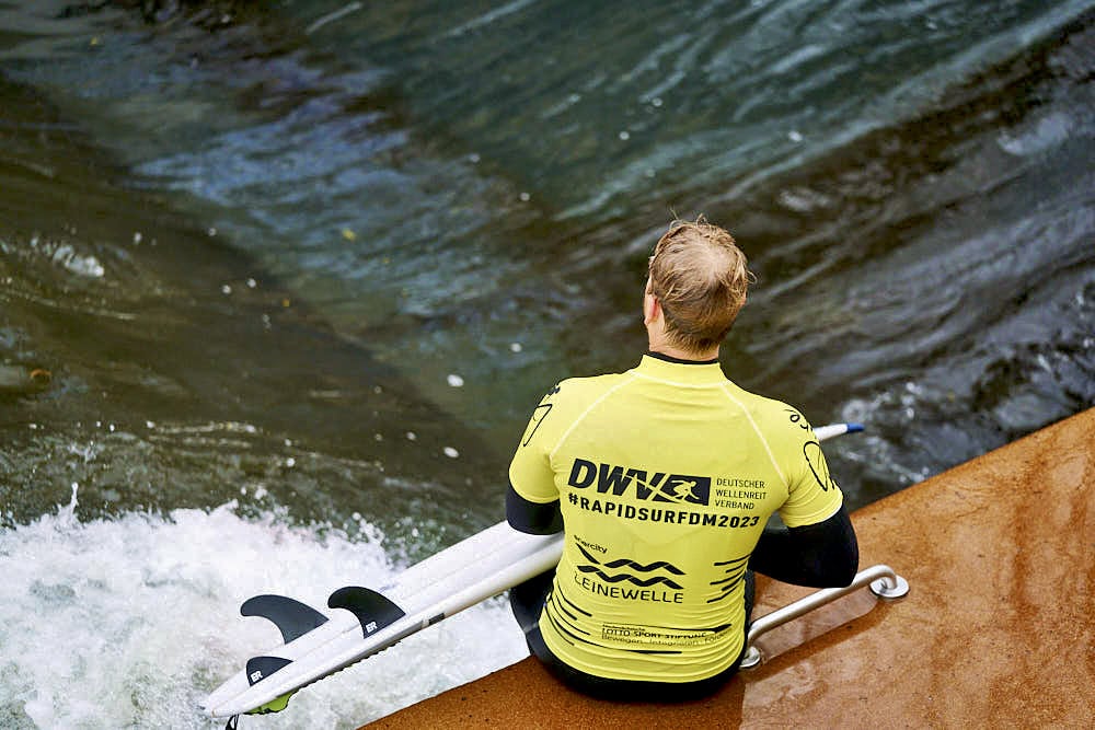 4. Deutsche Rapid Surf Meisterschaft  auf der enercity Leinewelle  am 29. und 30. April 2023 © Ulrich Stamm