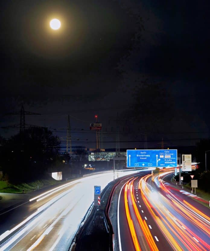 Reiseverkehr auf der Autobahn