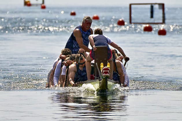 Drachenbootrennen auf dem Maschsee in Hannover beim Drachenbootfestival 2023 © Ulrich Stamm