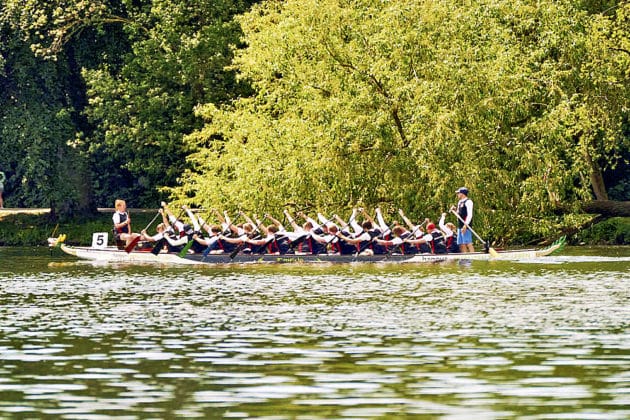 Drachenbootrennen auf dem Maschsee in Hannover beim Drachenbootfestival 2023 © Ulrich Stamm