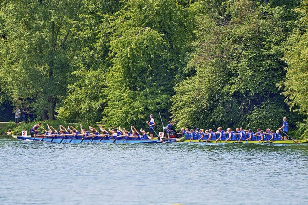 Drachenbootrennen auf dem Maschsee in Hannover beim Drachenbootfestival 2023 © Ulrich Stamm