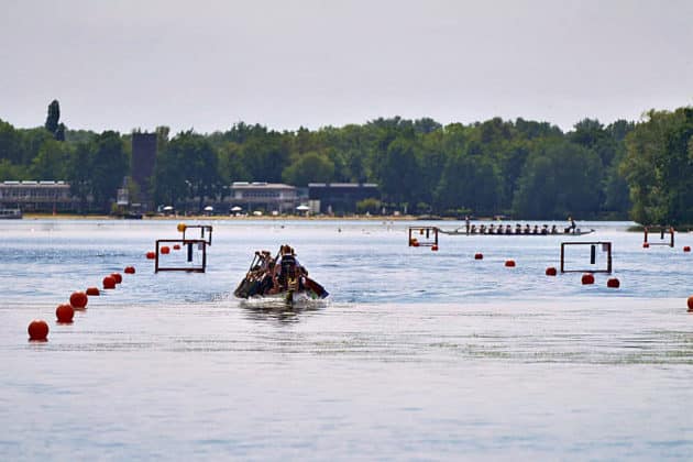 Drachenbootrennen auf dem Maschsee in Hannover beim Drachenbootfestival 2023 © Ulrich Stamm