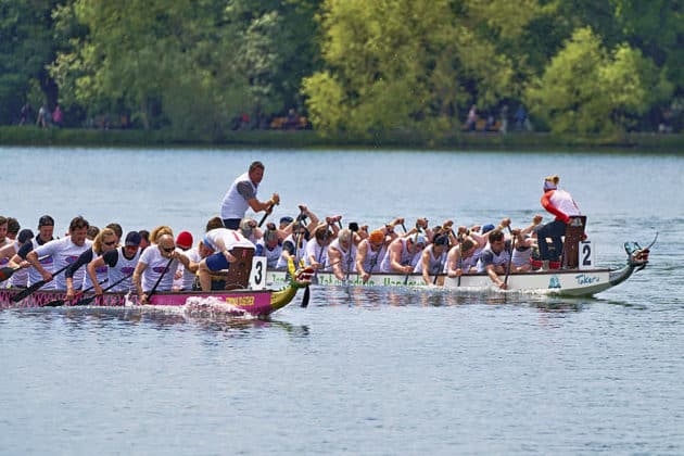 Drachenbootrennen auf dem Maschsee in Hannover beim Drachenbootfestival 2023 © Ulrich Stamm