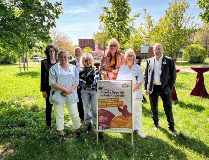 v.l. Dr. Agnes Genewein, Katrin Funk, Matthias Görn, Carlotta Truman, Christof Stein-Schneider, Sabine Schulte und Dr. Christian Unzicker © DIAKOVERE