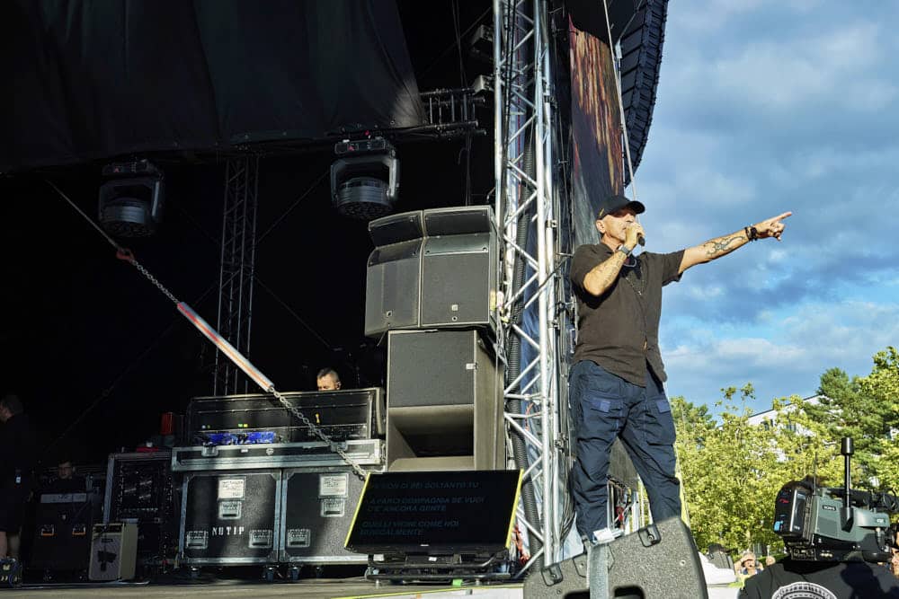 Eros Ramazzotti begeistert mit italienischem Flair auf der Battito Infinito Welttournee in der Autostadt Wolfsburg © Ulrich Stamm