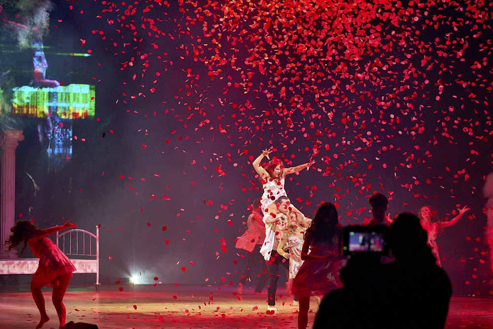 Let's Dance 2023 in der ausverkauften ZAG Arena in Hannover am 01.12.2023 © Ulrich Stamm