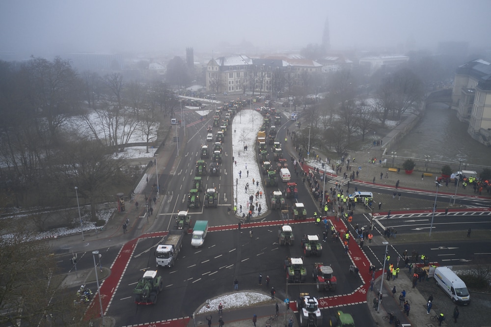 Protest der Landwirte und Bauern der Region Hannover und aus Niedersachsen in der Innenstadt von Hannover und am Landtagsgebäude am 11.01.2024 © Ulrich Stamm