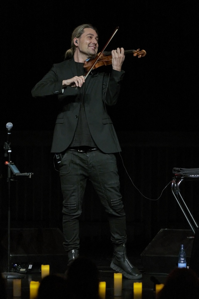 David Garrett Trio auf Iconic Tour 2024 im Kuppelsaal in Hannover am 10.04.2024 © Ulrich Stamm