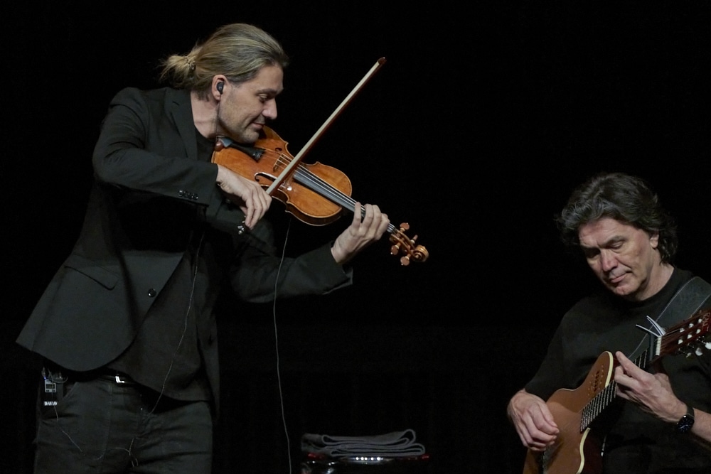 David Garrett Trio auf Iconic Tour 2024 im Kuppelsaal in Hannover am 10.04.2024 © Ulrich Stamm