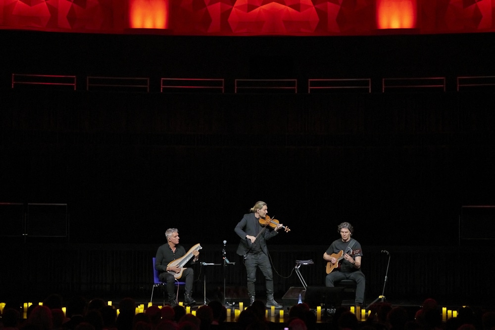 David Garrett Trio auf Iconic Tour 2024 im Kuppelsaal in Hannover am 10.04.2024 © Ulrich Stamm