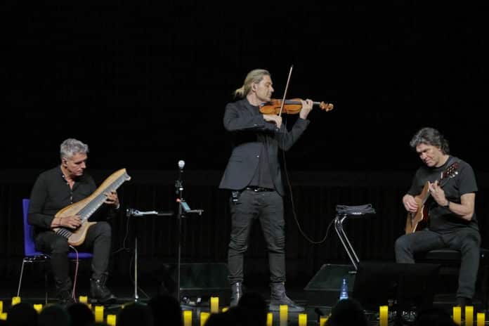 David Garrett Trio auf Iconic Tour 2024 im Kuppelsaal in Hannover am 10.04.2024 © Ulrich Stamm
