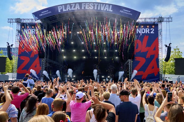 Alle Farben beim NDR2 Plaza Festival 2024 am 1.Juni 2024 © Ulrich Stamm