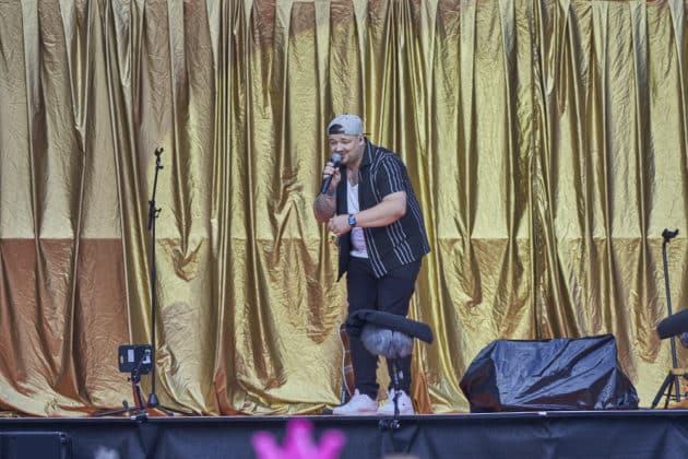 Georg Stengel als Support von Roland Kaiser auf dessen Tournee 50 Jahre - 50 Hits - Die große Tournee zum 50. Bühnenjubiläum - Heinz von Heiden Arena in Hannover / Niedersachsen / Deutschland am 21.06.24 © Ulrich Stamm