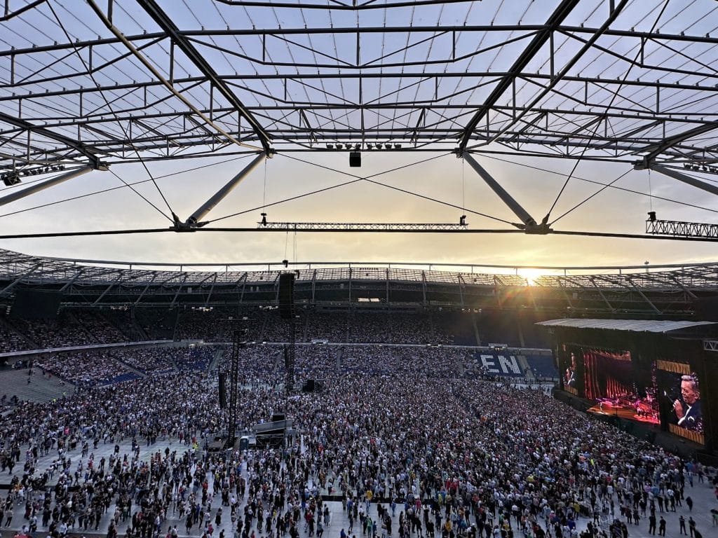 Roland Kaiser mit seiner Tournee 50 Jahre - 50 Hits - Die große Tournee zum 50. Bühnenjubiläum - Heinz von Heiden Arena in Hannover / Niedersachsen / Deutschland am 21.06.24 © Stadtreporter.de