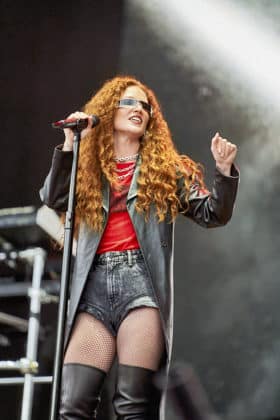 Jess Glynne bei der N-JOY Starshow 2024 auf der EXPO Plaza in Hannover © Ulrich Stamm