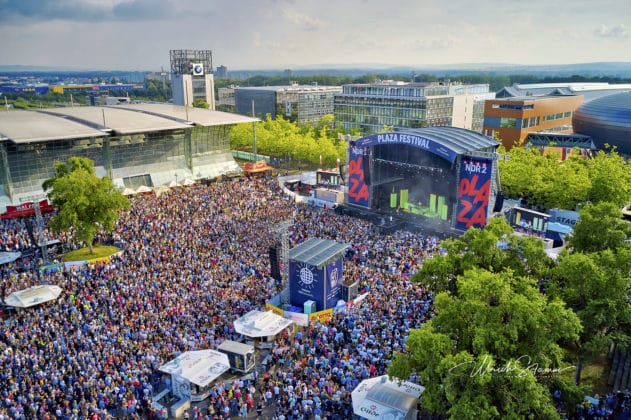 Luftbild vom NDR2 Plaza Festival in Hannover am 1.Juni 2024 © Ulrich Stamm