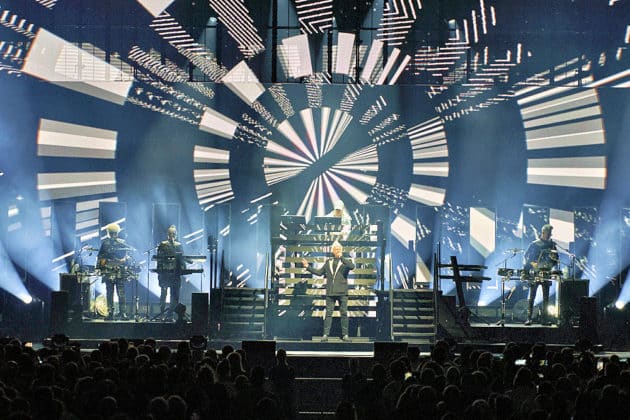 Pet Shop Boys mit der Dreamworld-The Greatest Hits Live Tour 2024 in Hannover am 29.06.2024 © Ulrich Stamm