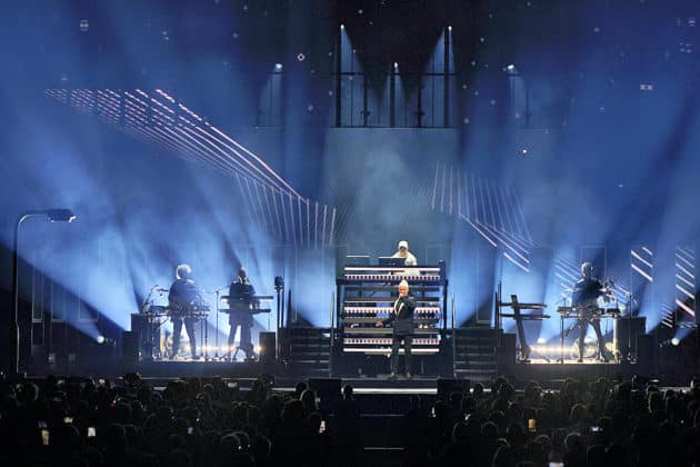 Pet Shop Boys mit der Dreamworld-The Greatest Hits Live Tour 2024 in Hannover am 29.06.2024 © Ulrich Stamm
