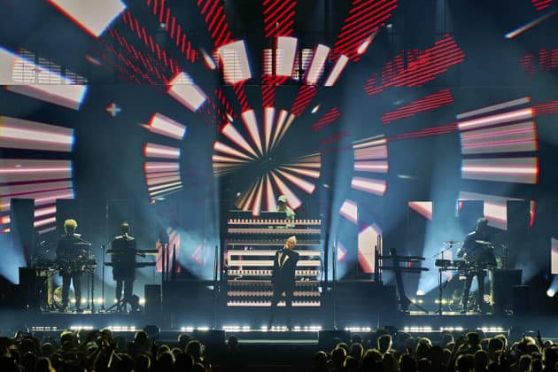 Pet Shop Boys mit der Dreamworld-The Greatest Hits Live Tour 2024 in Hannover am 29.06.2024 © Ulrich Stamm