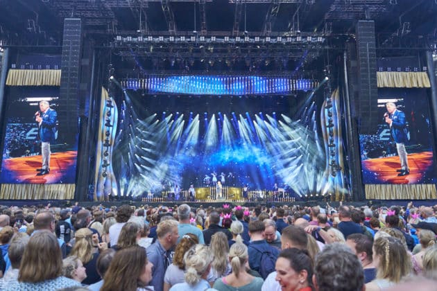 Roland Kaiser mit seiner Tournee 50 Jahre - 50 Hits - Die große Tournee zum 50. Bühnenjubiläum - Heinz von Heiden Arena in Hannover / Niedersachsen / Deutschland am 21.06.24 © Ulrich Stamm