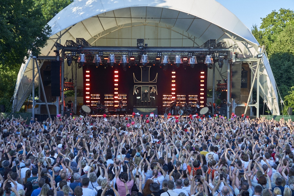 Take That mit ihrer THIS LIFE UNDER THE STARS - Europaen Tour Tour 2024 - Gilde Parkbühne in Hannover / Niedersachsen / Deutschland am 25.06.24 © Ulrich Stamm