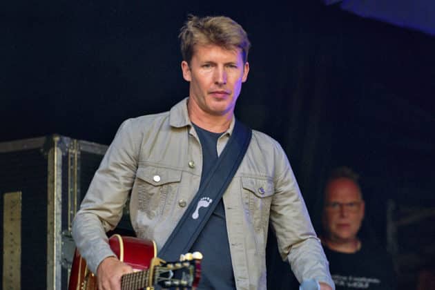 James Blunt spielt das finale Konzert des Sommerfestival 2024 in der Autostadt Wolfsburg am 4.August 2024 - Autostadt in Wolfsburg © Ulrich Stamm