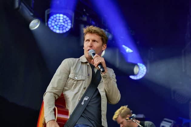 James Blunt spielt das finale Konzert des Sommerfestival 2024 in der Autostadt Wolfsburg am 4.August 2024 - Autostadt in Wolfsburg © Ulrich Stamm