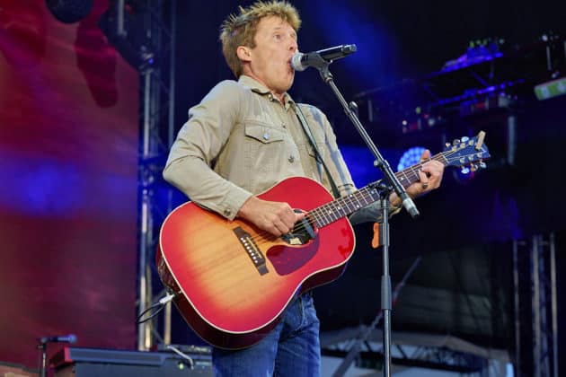 James Blunt spielt das finale Konzert des Sommerfestival 2024 in der Autostadt Wolfsburg am 4.August 2024 - Autostadt in Wolfsburg © Ulrich Stamm