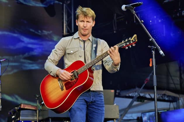 James Blunt spielt das finale Konzert des Sommerfestival 2024 in der Autostadt Wolfsburg am 4.August 2024 - Autostadt in Wolfsburg © Ulrich Stamm