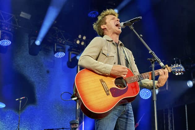 James Blunt spielt das finale Konzert des Sommerfestival 2024 in der Autostadt Wolfsburg am 4.August 2024 - Autostadt in Wolfsburg © Ulrich Stamm