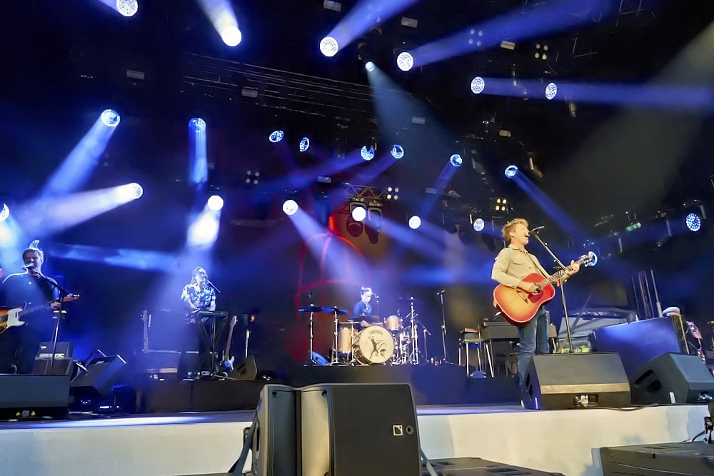 James Blunt spielt das finale Konzert des Sommerfestival 2024 in der Autostadt Wolfsburg am 4.August 2024 - Autostadt in Wolfsburg © Ulrich Stamm