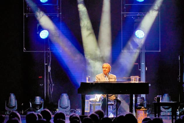 Chris de Burgh auf 50LO TOUR 2024 - Kuppelsaal in Hannover am 07.11.2024 © Ulrich Stamm