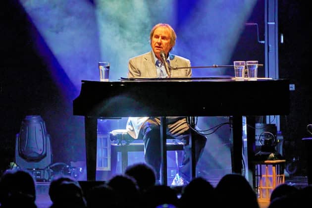 Chris de Burgh auf 50LO TOUR 2024 - Kuppelsaal in Hannover am 07.11.2024 © Ulrich Stamm