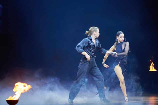 Gabriel Kelly und Malika Dzumaev- Let's dance - Die Show 2024 - ZAG Arena in Hannover am 15.11.2024 © Ulrich Stamm