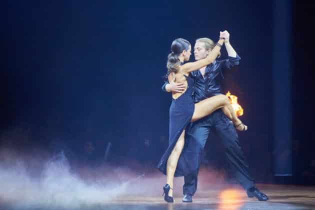 Gabriel Kelly und Malika Dzumaev- Let's dance - Die Show 2024 - ZAG Arena in Hannover am 15.11.2024 © Ulrich Stamm