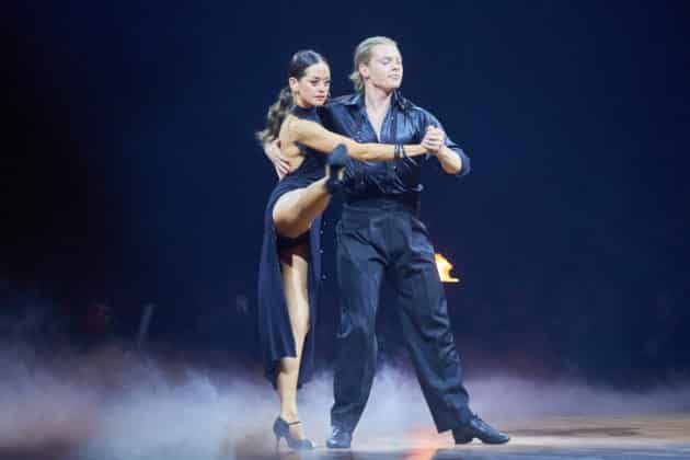 Gabriel Kelly Malika Dzumaev Lets dance Die Show Hannover US 2024 11 15 25