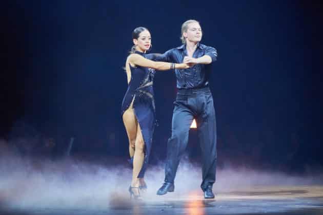 Gabriel Kelly und Malika Dzumaev- Let's dance - Die Show 2024 - ZAG Arena in Hannover am 15.11.2024 © Ulrich Stamm