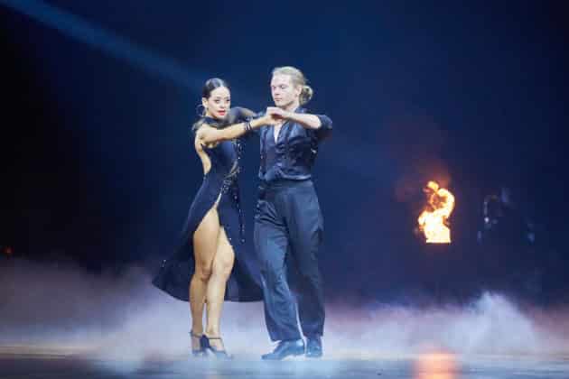 Gabriel Kelly und Malika Dzumaev- Let's dance - Die Show 2024 - ZAG Arena in Hannover am 15.11.2024 © Ulrich Stamm