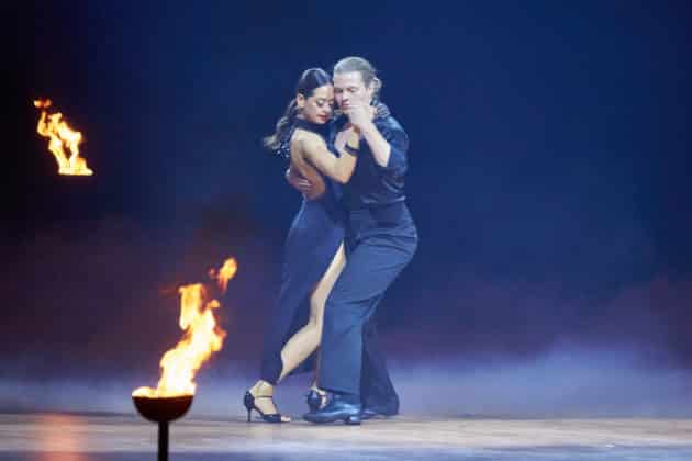 Gabriel Kelly und Malika Dzumaev- Let's dance - Die Show 2024 - ZAG Arena in Hannover am 15.11.2024 © Ulrich Stamm